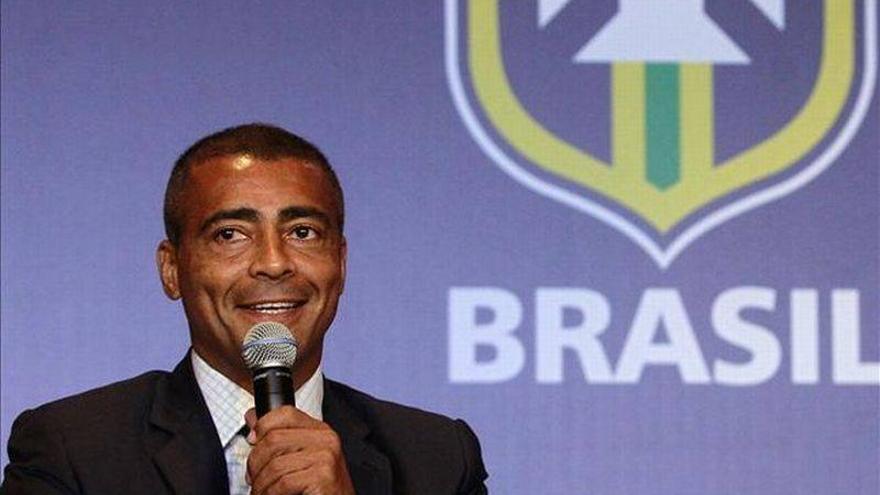 Romário atiza a todo el mundo