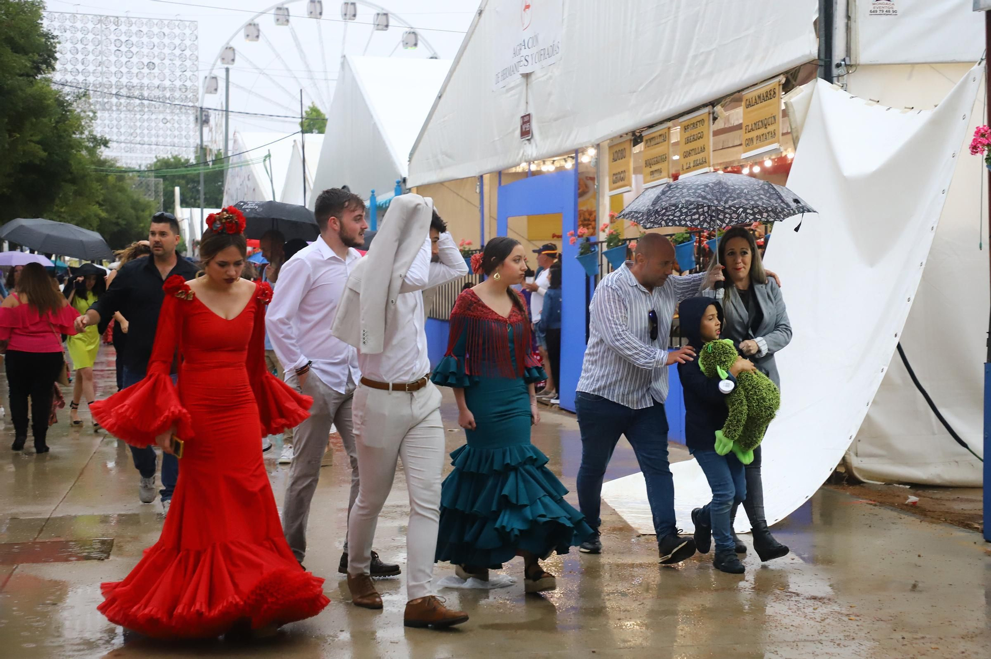 El primer día de Feria marcado por la lluvia