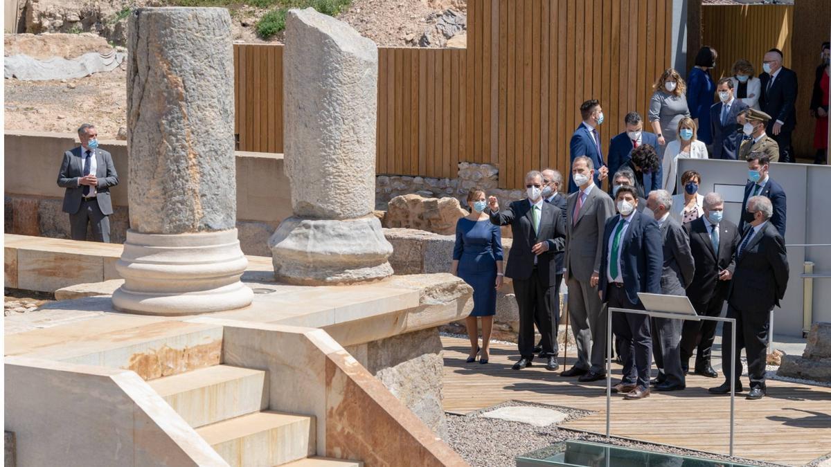 El Rey Felipe VI durante su visita a Cartagena