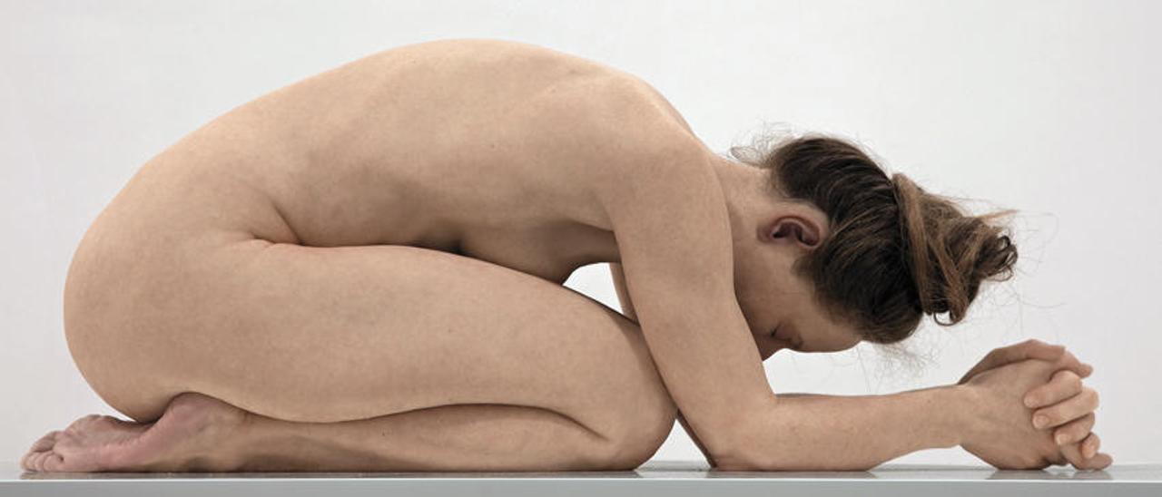 Muller postrada (2015), de Sam Jinks.