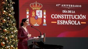 Isabel Díaz Ayuso preside el acto de homenaje a la Constitución en la Comunidad de Madrid.