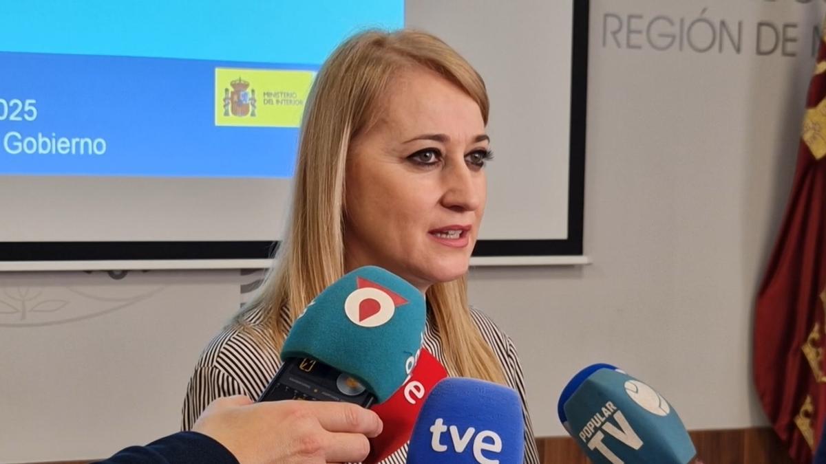 Mariola Guevara, delegada del Gobierno en la Región de Murcia, este viernes ante los medios.
