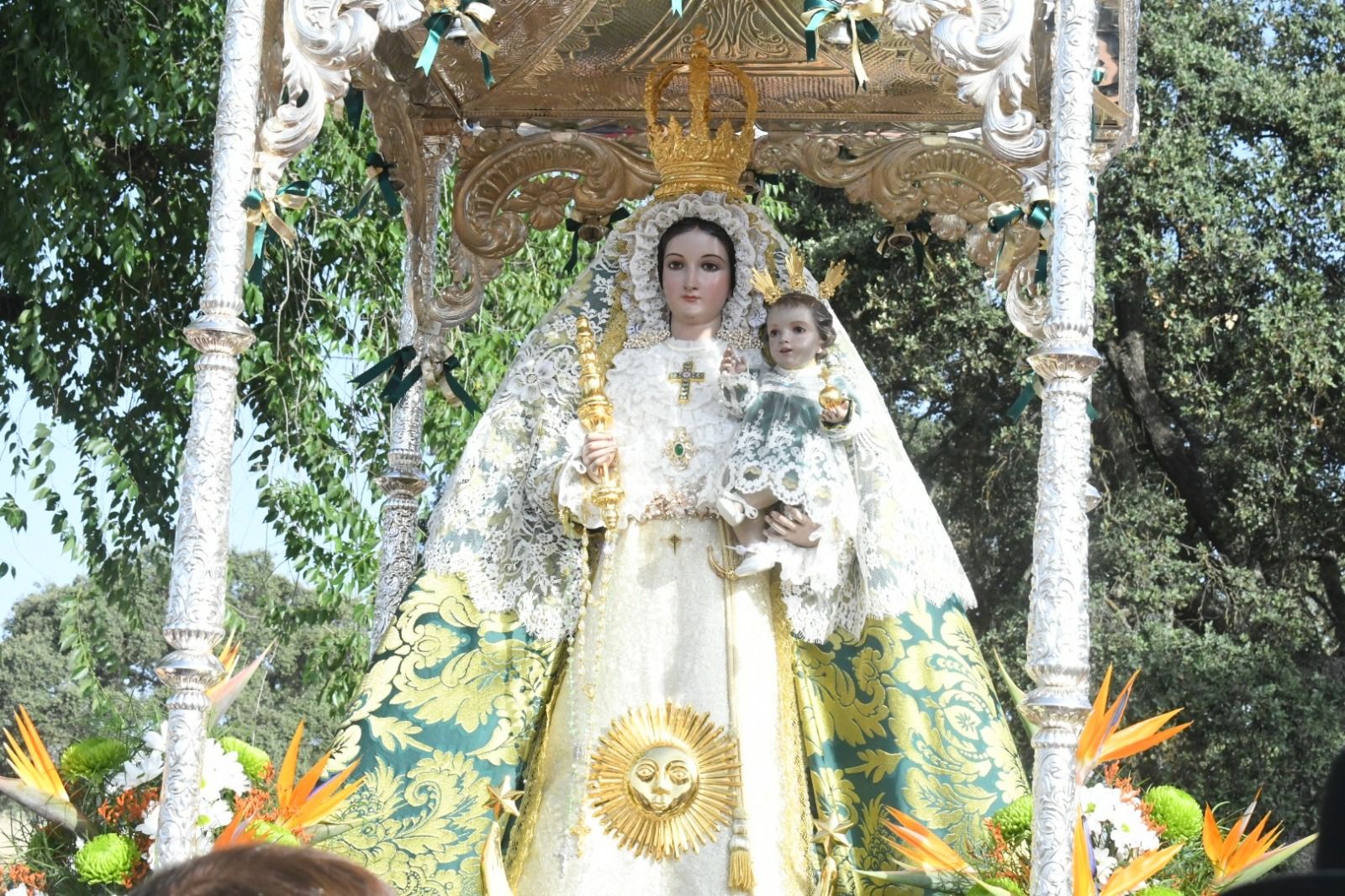 La Virgen de Luna ya está en el santuario de La Jara