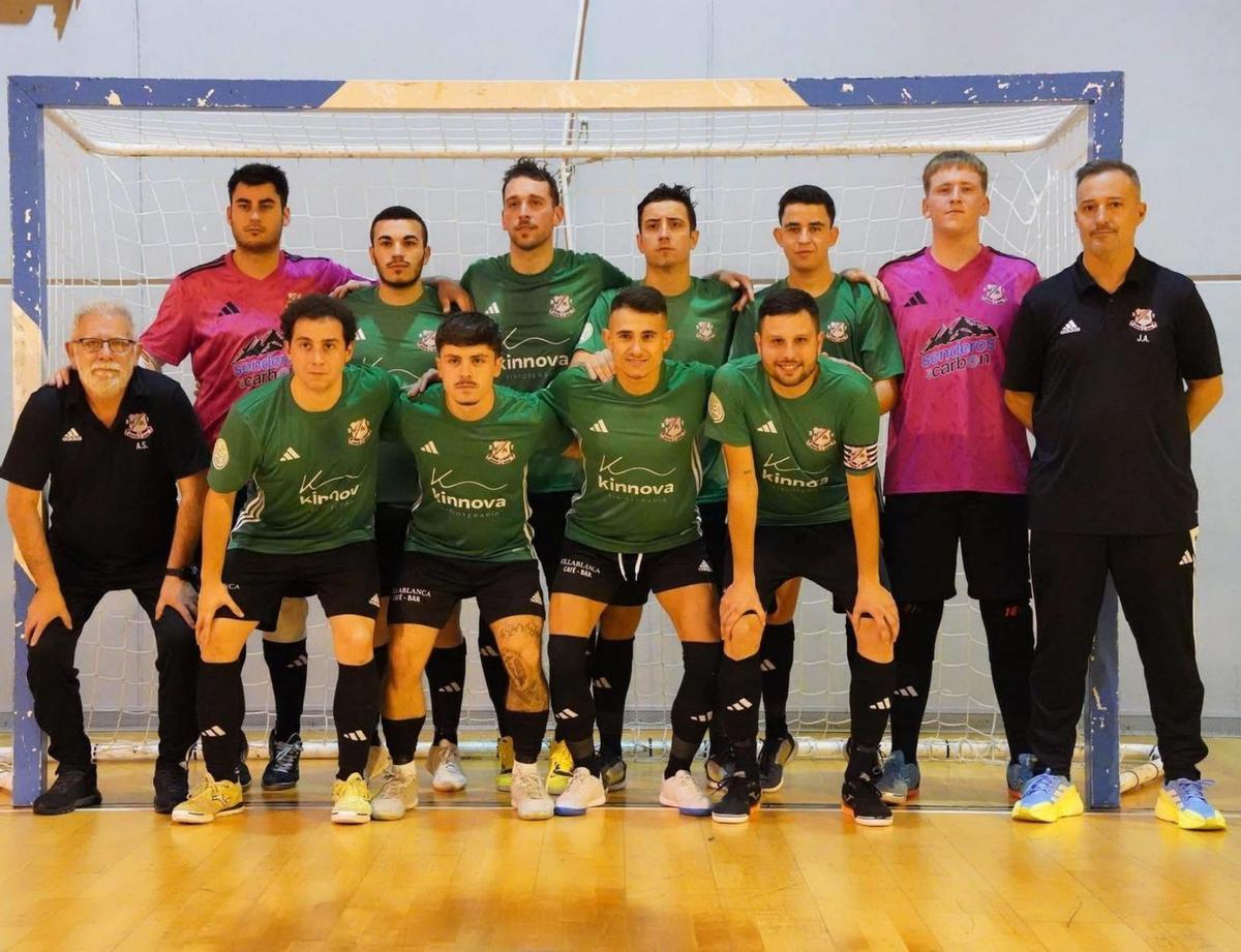 Formación del Deportivo Laviana para un partido de esta temporada en Segunda B.  | DEPORTIVO LAVIANA