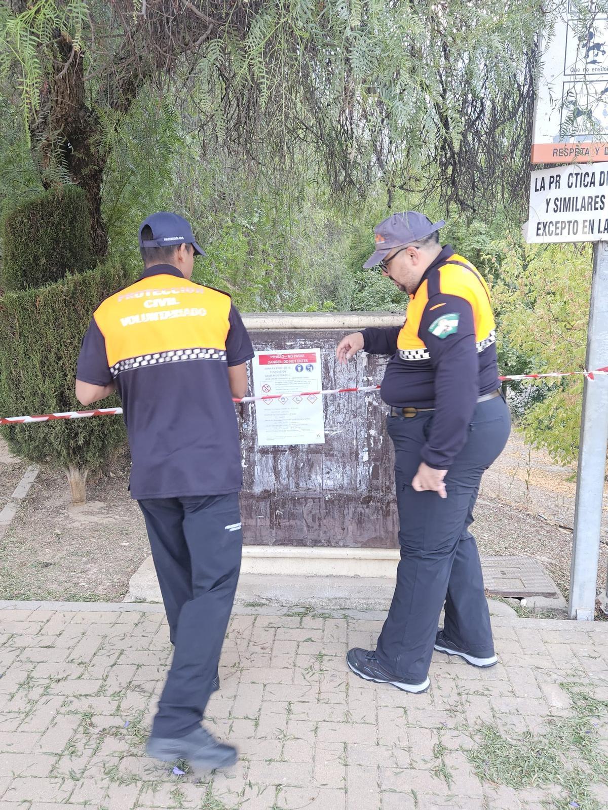 Voluntarios de Protección Civil han colaborado.