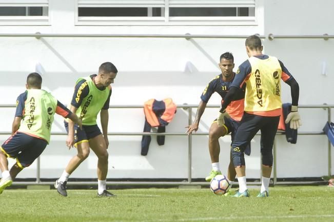 ENTRENAMIENTO DE LA UD LAS PALMAS EN BARRANCO ...