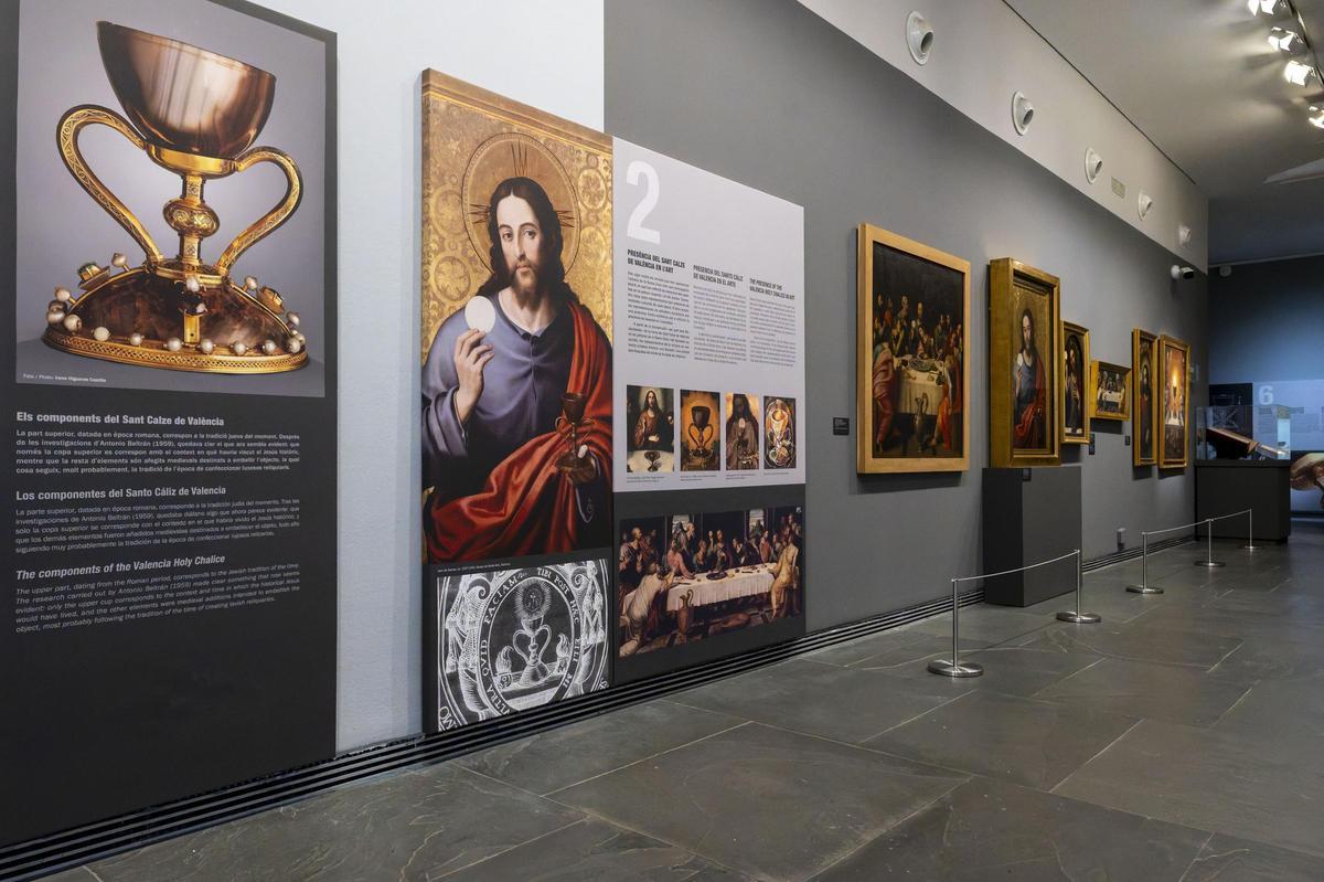 Exposición sobre el Santo Caliz en el MuVim