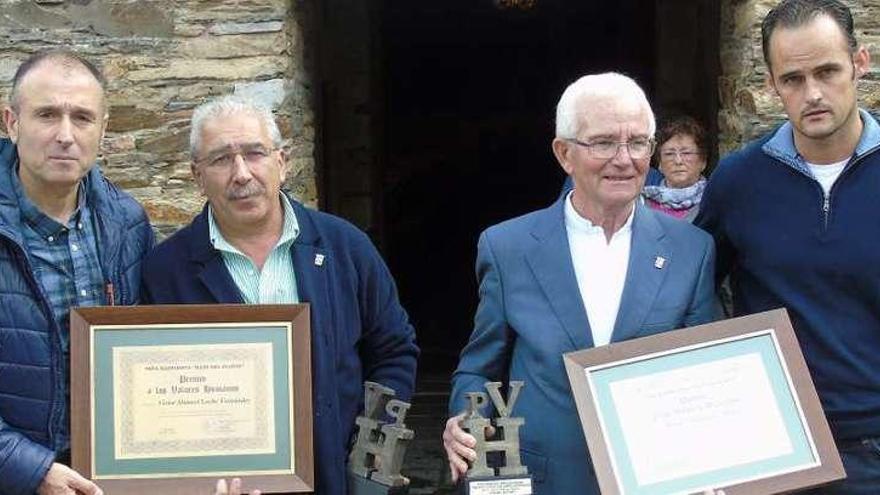 Reconocimiento a Víctor Loche y a Raúl Villanueva en Vegadeo