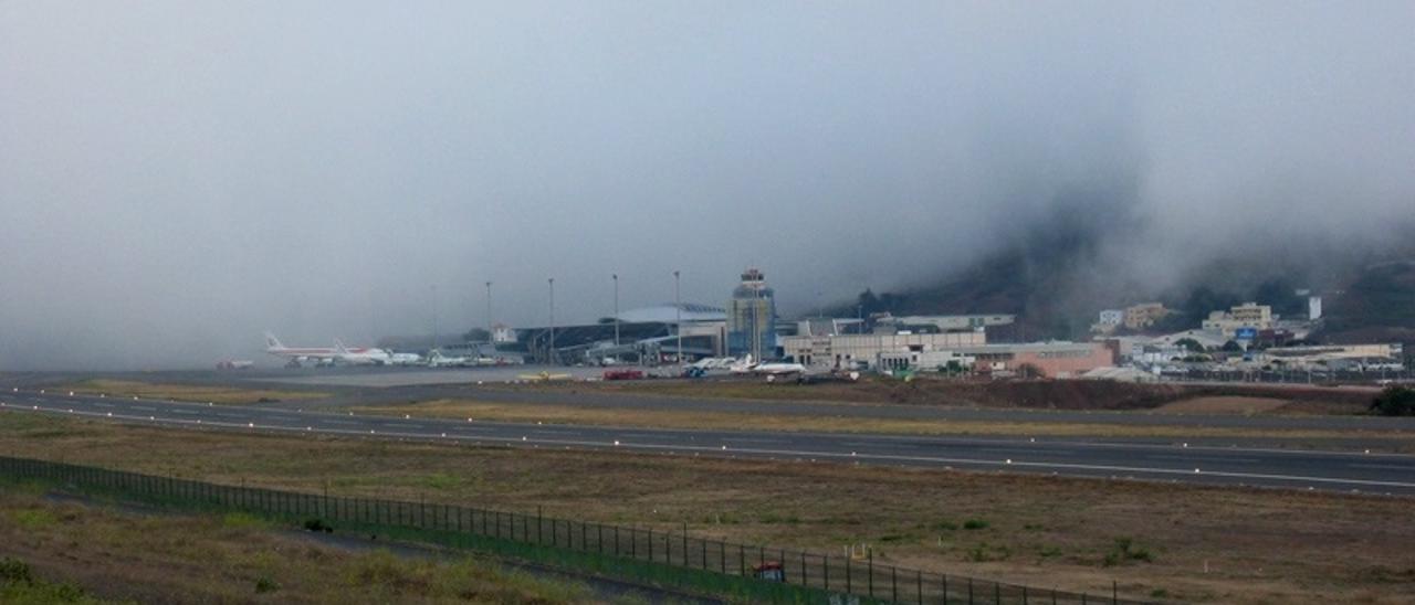 Archivo - Aeropuerto de Los Rodeos