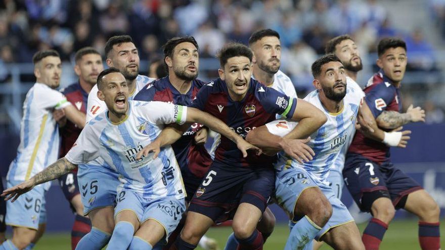 Bala pérdida en La Rosaleda (1-1)