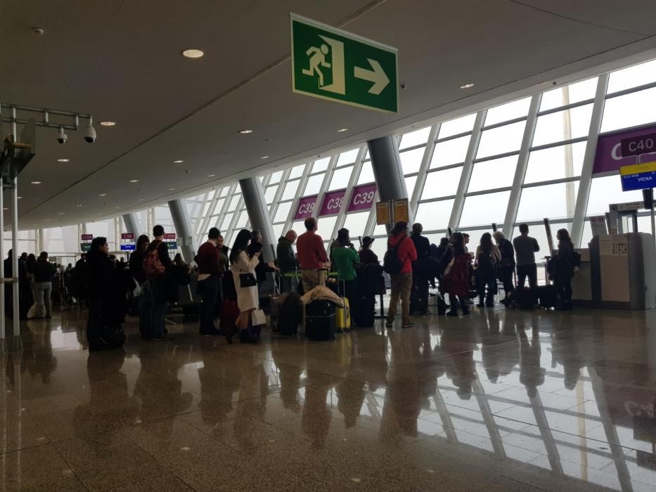 Niebla en el aeropuerto de Son Sant Joan