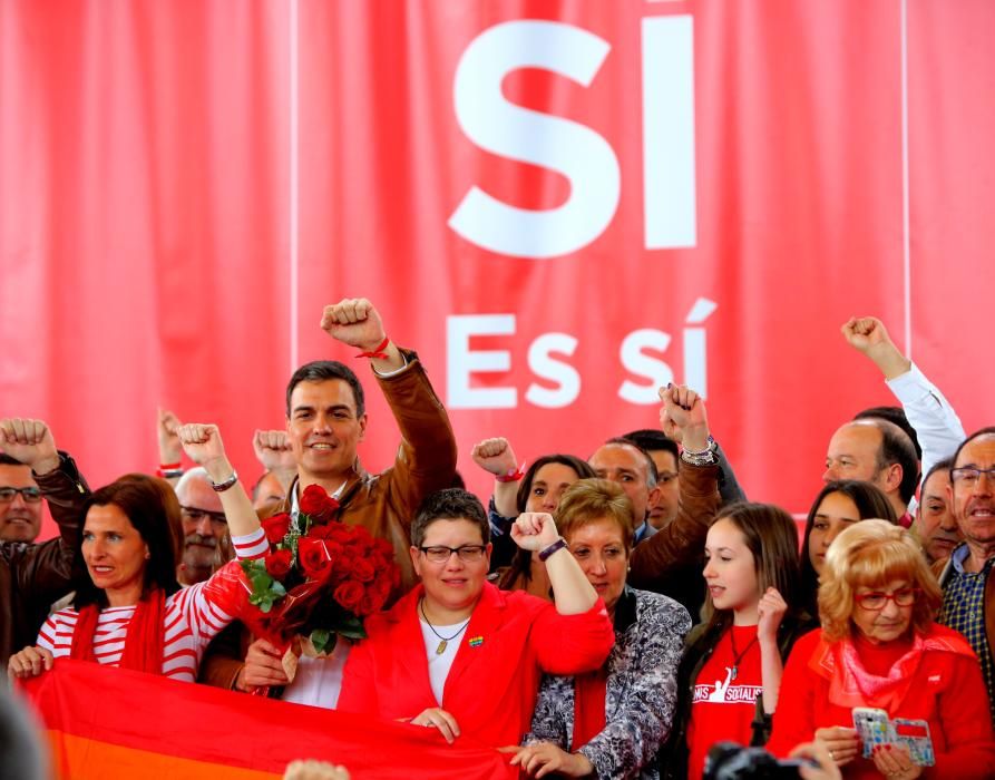 Acto de Pedro Sánchez en Burjassot