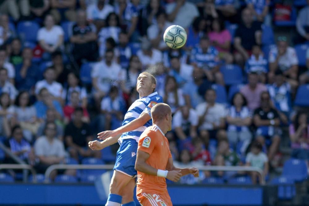 El Dépor le gana al Oviedo sobre la hora