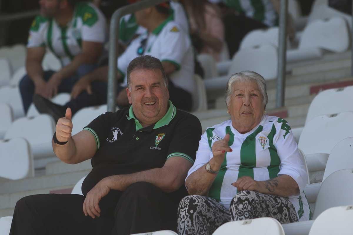 Así vivió la afición la derrota del Córdoba ante el Huesca