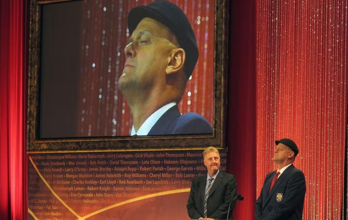 Oscar, homenajeado por la NBA