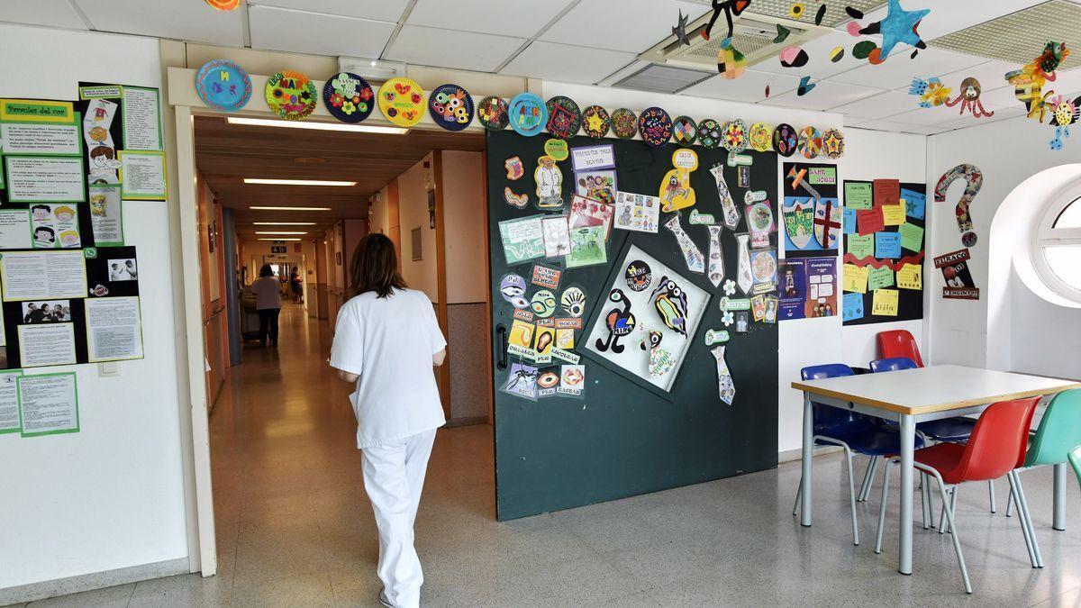 Imatge d&#039;arxiu de l&#039;antiga planta de pediatria de l&#039;hospital Sant Joan de Déu