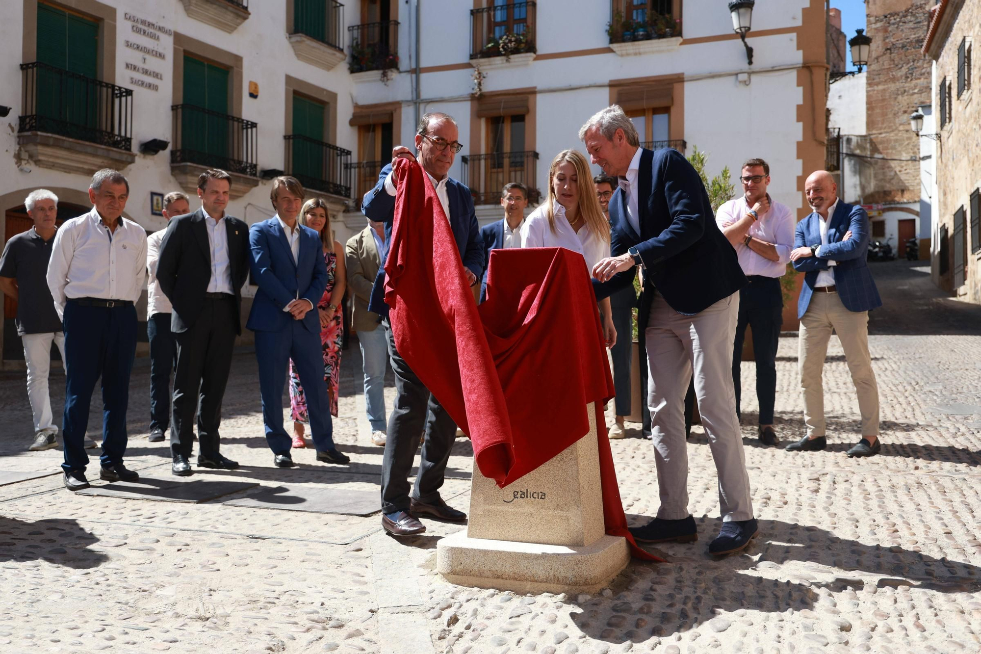 Presentación del nuevo indicador del Camino de Santiago en Cáceres