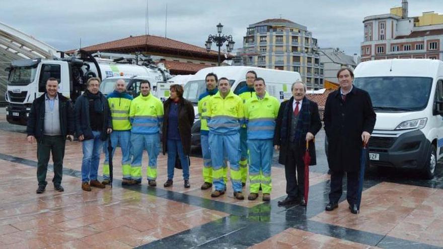 Presentación de los nuevos equipos de limpieza.