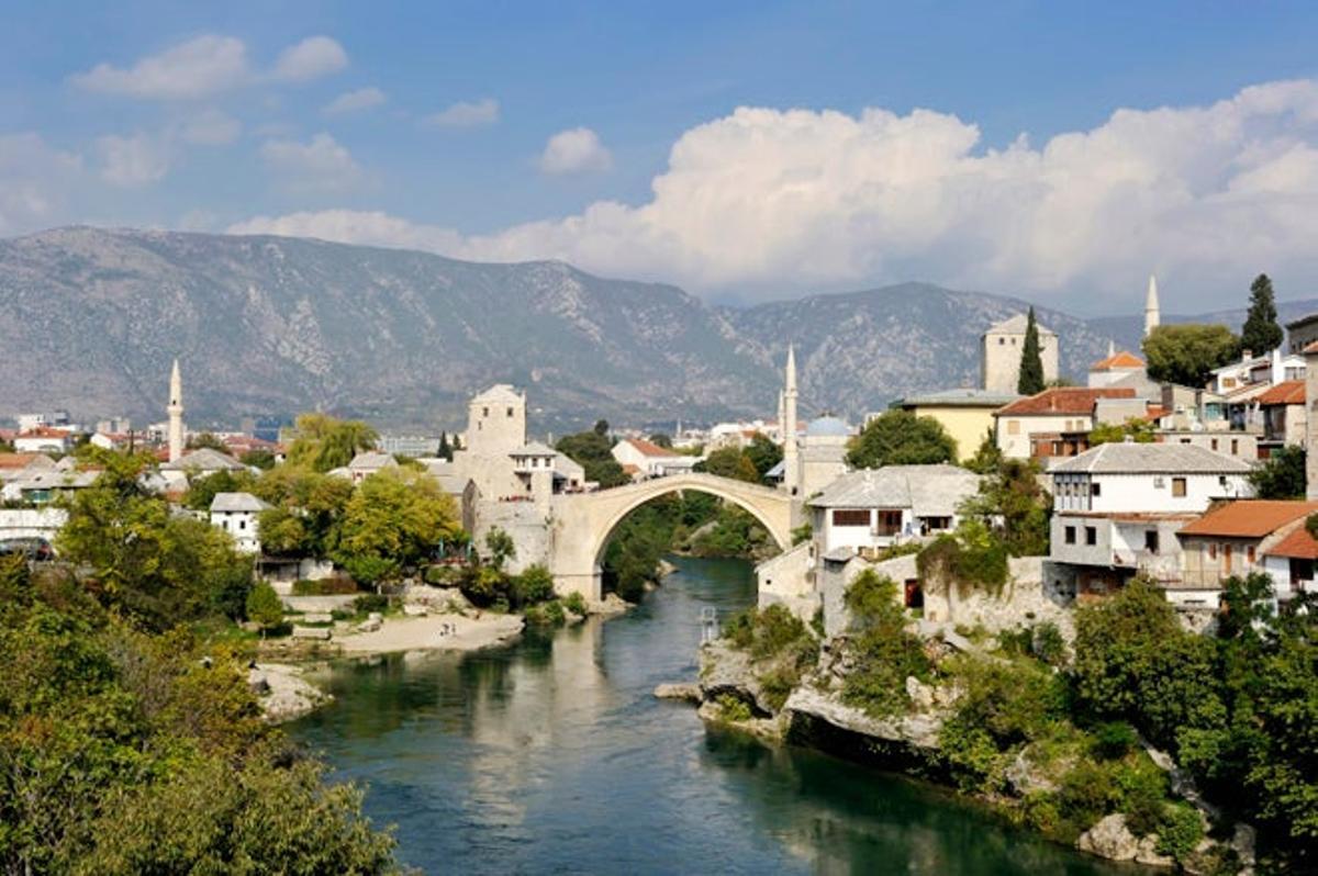 Mostar, en Bosnia y Herzegovina. Mostar, en Bosnia y Herzegovina.