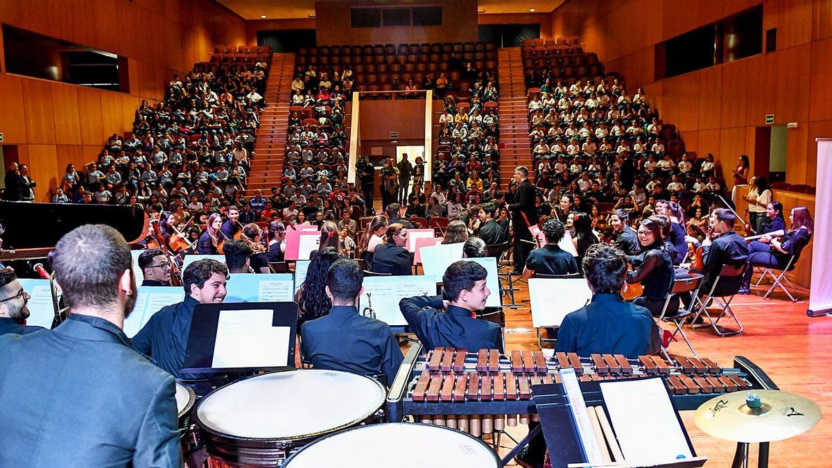 La Escuela de Música ofrece clases con expertos internacionales