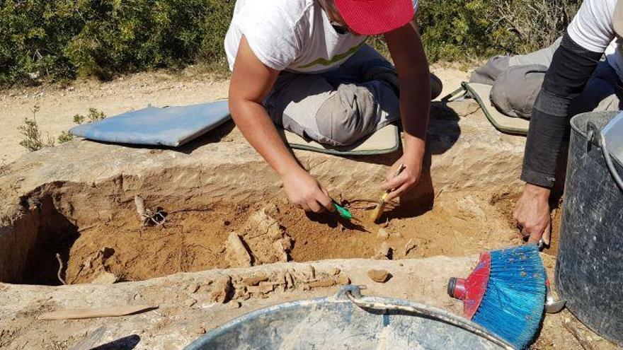 Hallados restos humanos en las tumbas altomedievales de Mazaleón (Matarraña)