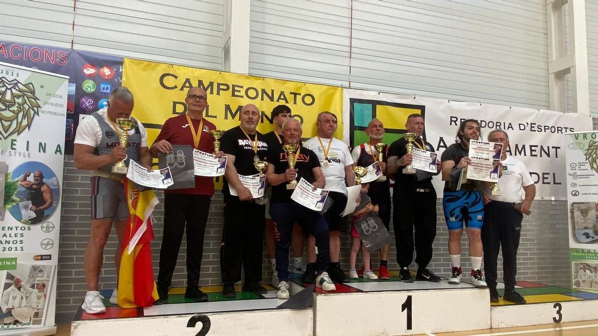 Equipo CH Alzira press subcampeón del mundo.
