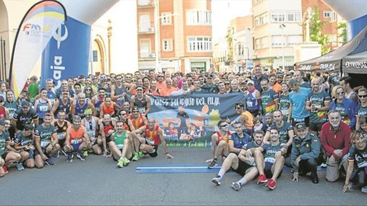 Participantes en el Cross Solidario del Pilar en el 2019.