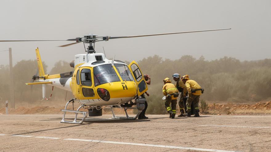 Más de 1.200 efectivos harán frente este verano a los incendios forestales en Extremadura