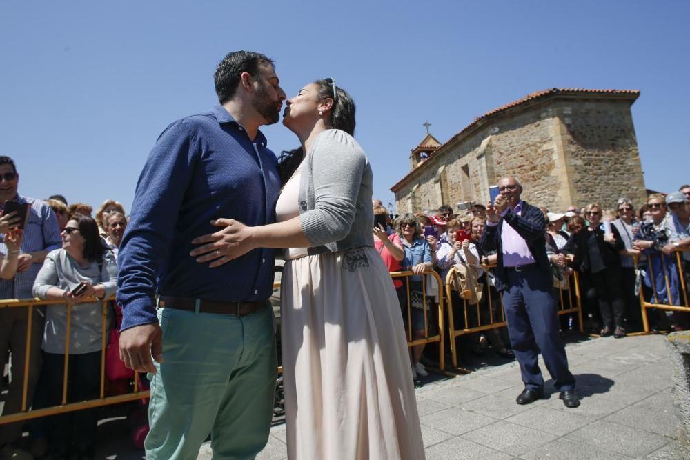 Fiestas del Puchero en Villalegre y rito del beso en la Ermita de la Luz.