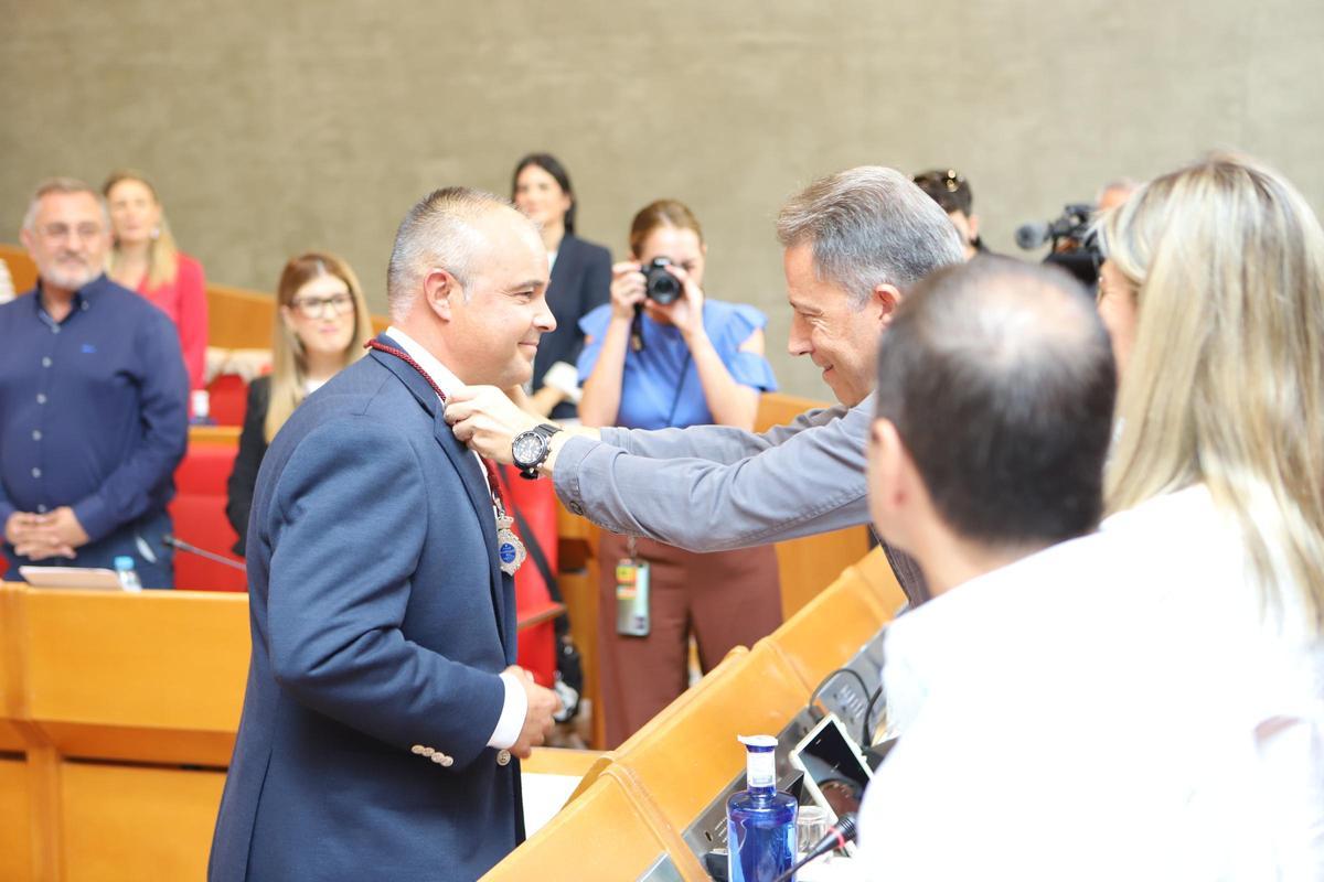 Miguel Ángel Clemente tomaba posesión como concejal del PSOE.