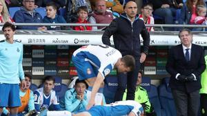 Abelardo sigue con tensión el Espanyol-Atlético.