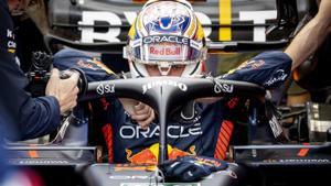 Zandvoort (Netherlands), 25/08/2023.- Dutch Max Verstappen (Red Bull Racing) during 3rd Free Practice leading up to the F1 Grand Prix of the Netherlands at Circuit Zandvoort, Netherlands, 26 August 2023. The Formula 1 Dutch Grand Prix is held on 27 August 2023. (Fórmula Uno, Países Bajos; Holanda) EFE/EPA/Koen van Weel