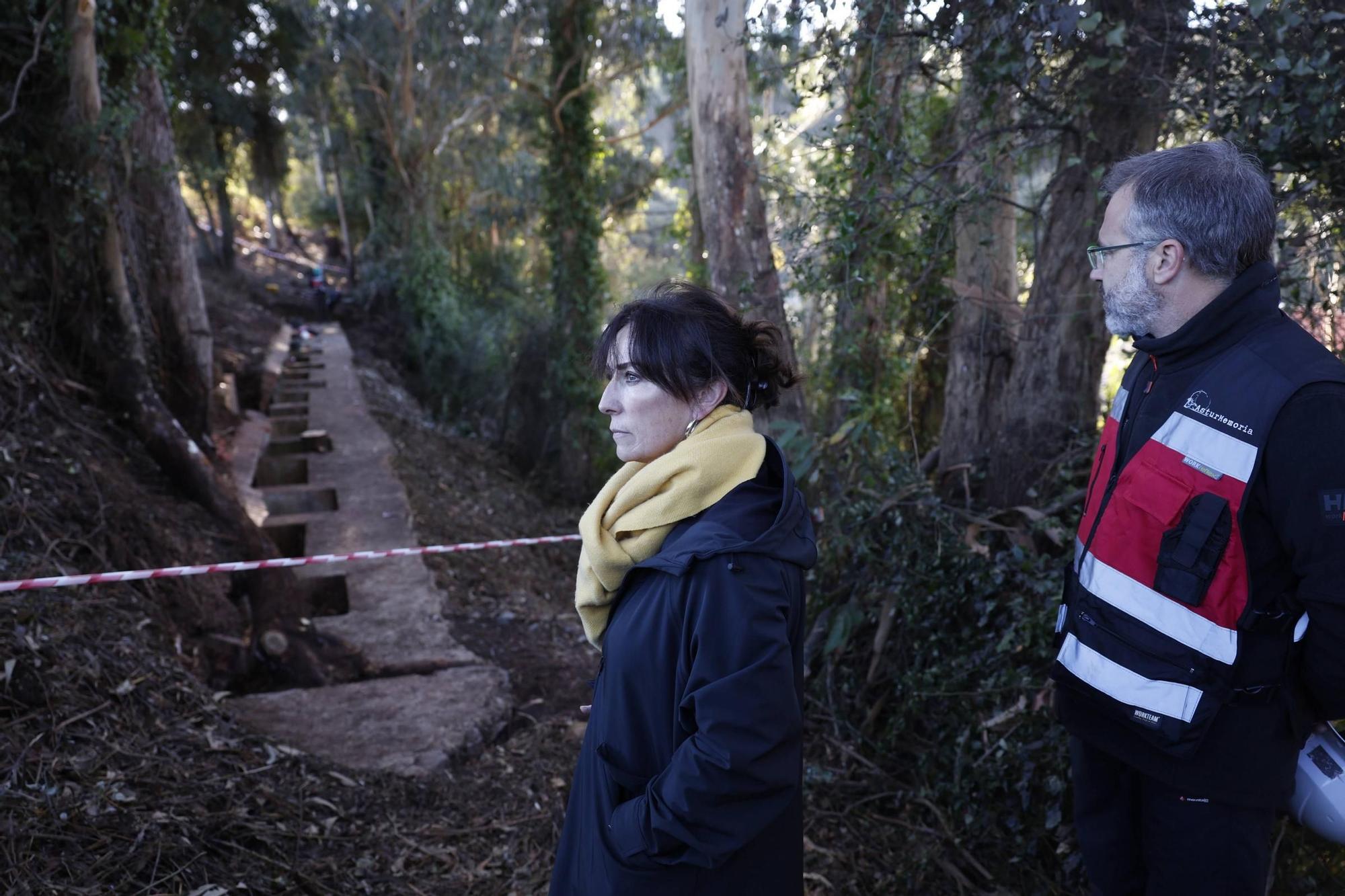 EN IMÁGENES: La exhumación de la fosa de La Lloba, en Castrillón