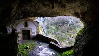 Oculta un secreto en su interior: la cueva más curiosa de España está en el País Vasco