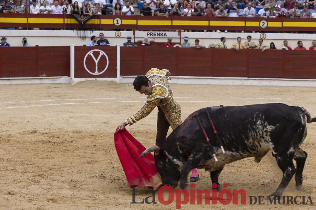Tarde histórica en Abarán con la alternativa de José María Trigueros y el indulto de Tomás Rufo, junto a Castella salieron a hombros