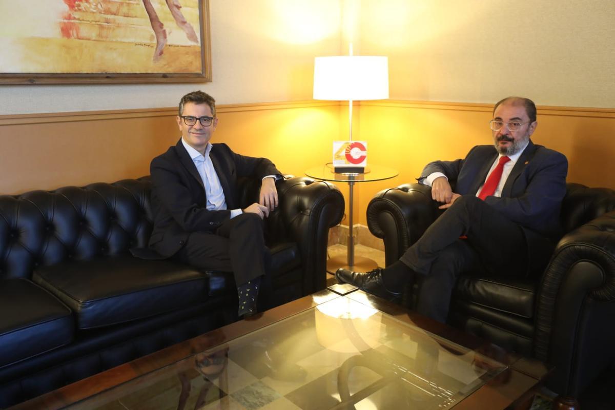 Lambán y Bolaños, reunidos en el área de Presidencia del Pignatelli.