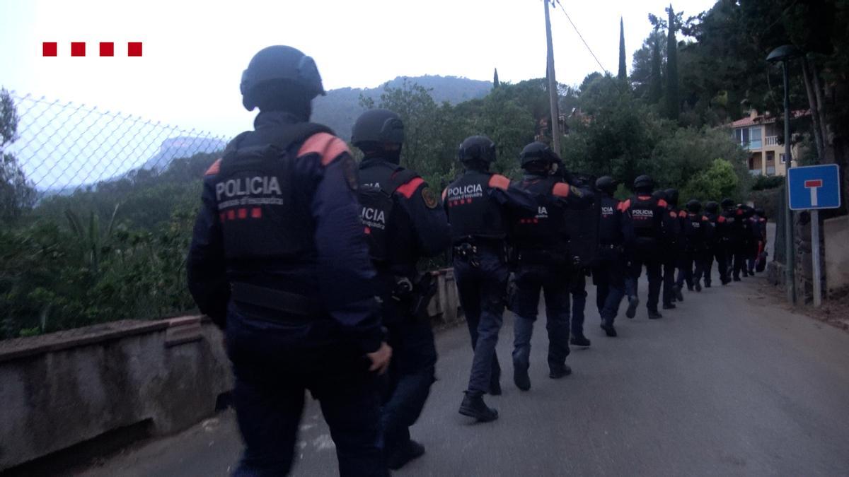 Els Mossos en l'operatiu policial que va fer-se el 20 de juny