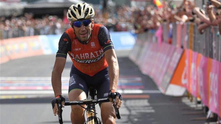 Nibali gana al esprint por delante de Landa