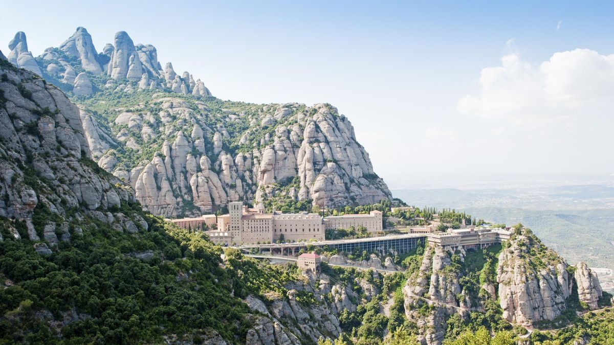 Descubre los monasterios más impresionantes de la comunitat