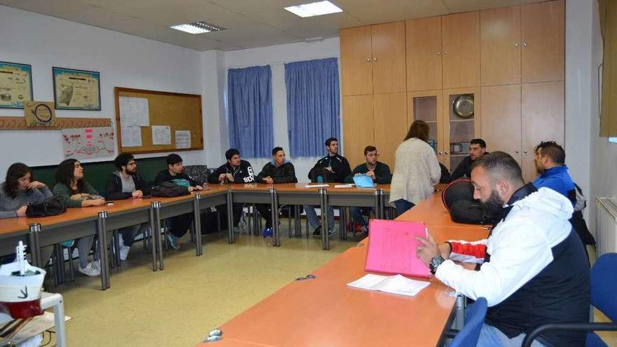 Los alumnos del curso, ayer, en su primer día de clase. // Santos Álvarez