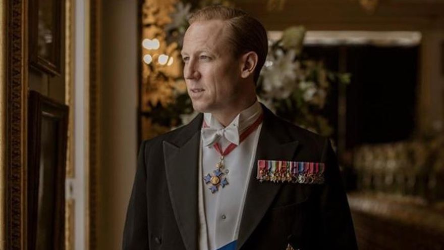 &#039;The Crown&#039;: primera imagen de Tobias Menzies como el príncipe Felipe