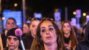 Una de cada quatre catalanes ha patit violència sexual digital