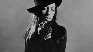 Merche Macaria comenzó su carrera como integrante del trío La, la, la. 