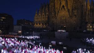 La benedicció de la torre de Jesús culmina amb un espectacle superb