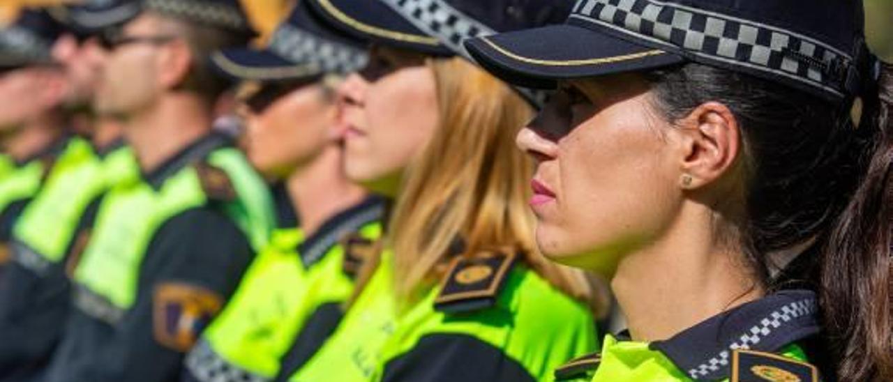 Agentes de la policía local de València, en un acto reciente.