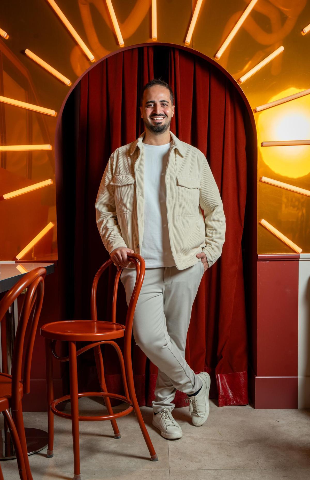 Ciro Cristiano, chef y empresario napolitano, impulsa desde Madrid la expansión de Beata Pasta con un modelo que combina pasta fresca, diseño y crecimiento sostenido.
