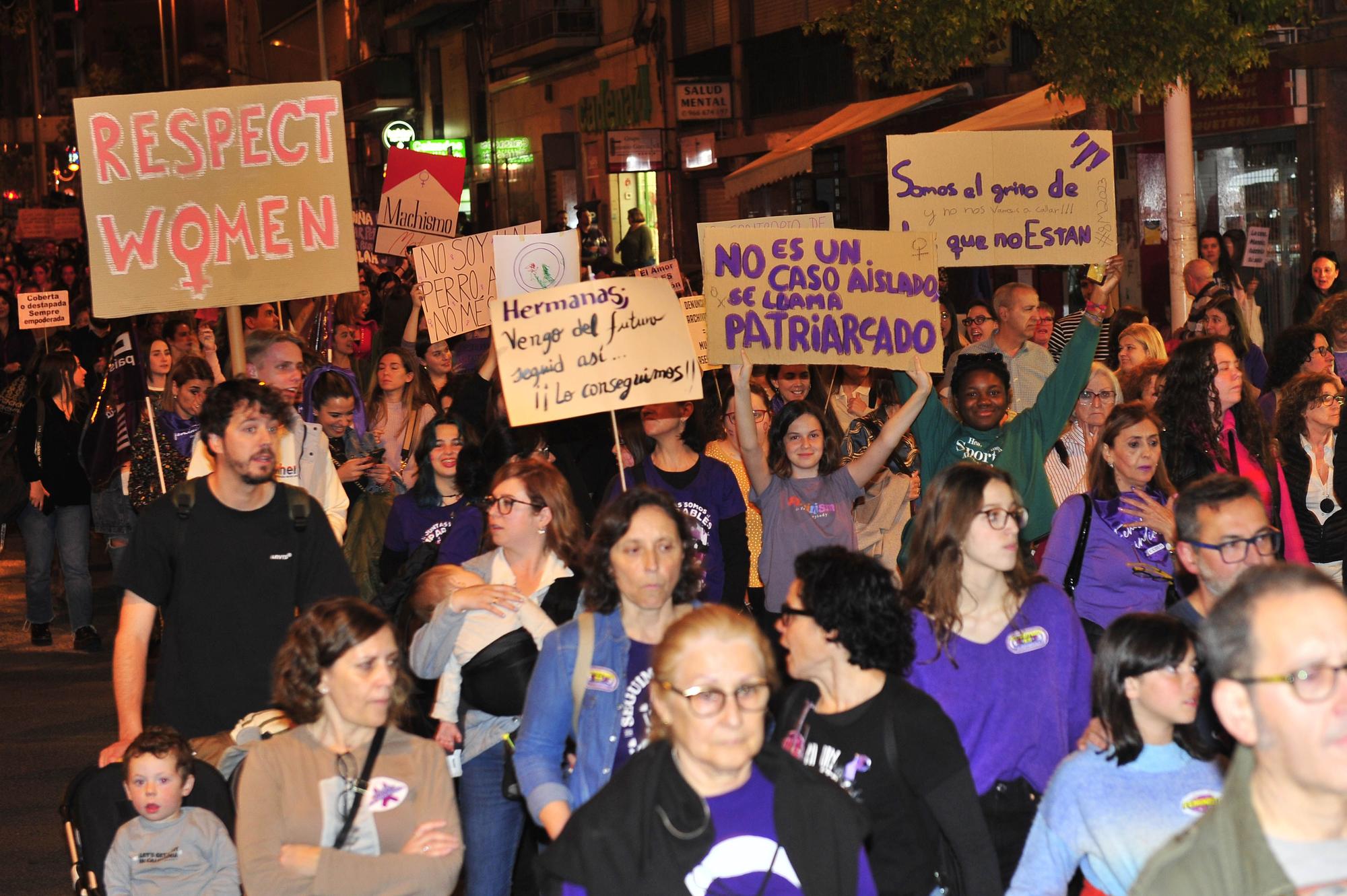 Así ha vivido Elche el 8M