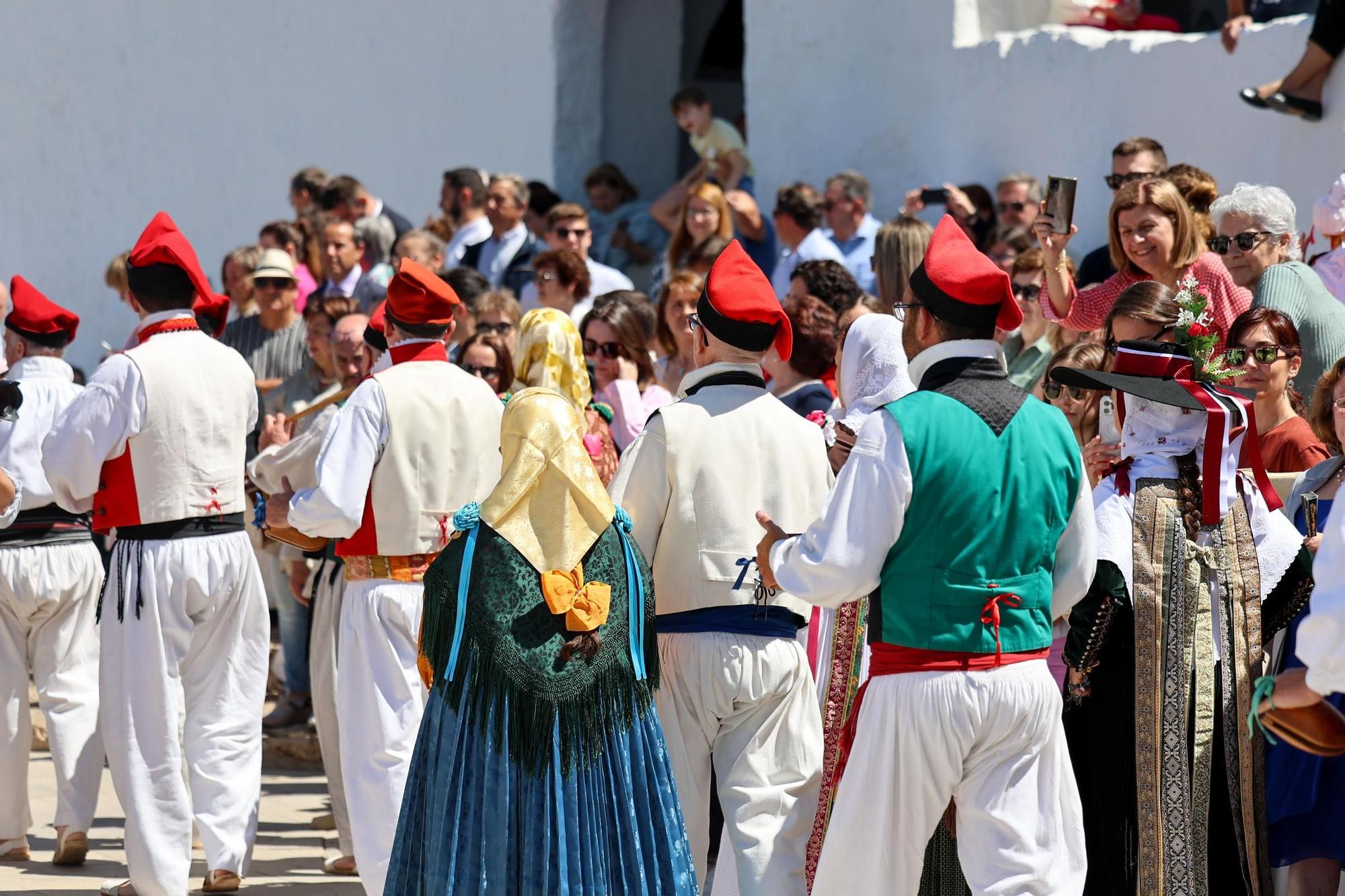 Galería: Mira aquí todas las fotos de las fiestas Anar a Maig en Santa Eulària