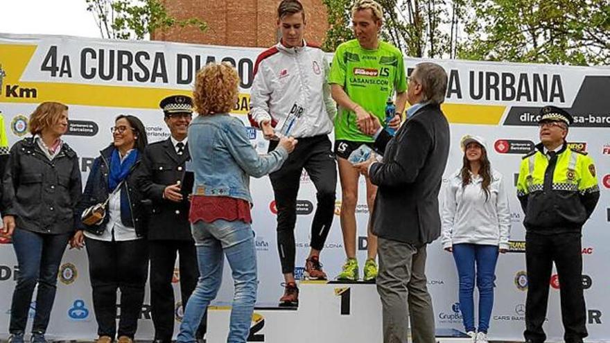 Toni Baños s&#039;imposa  en els 5 km de la multitudinària Cursa Dir