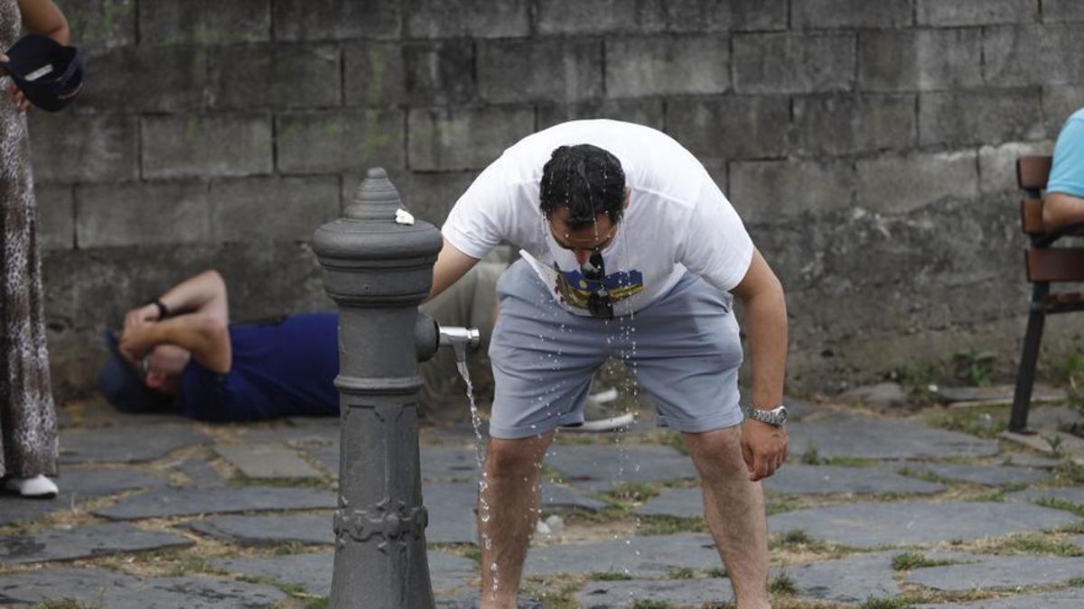 La calor cedeix per l’oest però encara posa en alerta 11 comunitats, dues en vermell La calor cedeix per l’oest però encara posa en alerta 11 comunitats, dues en vermell